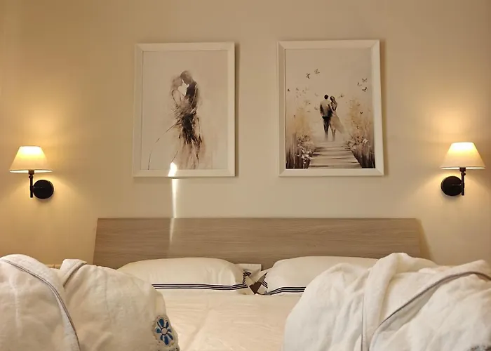 Hotel apartamentowy Veduta Ta Pinu With Stunning Views Garden Sauna Pool And Gym 4*