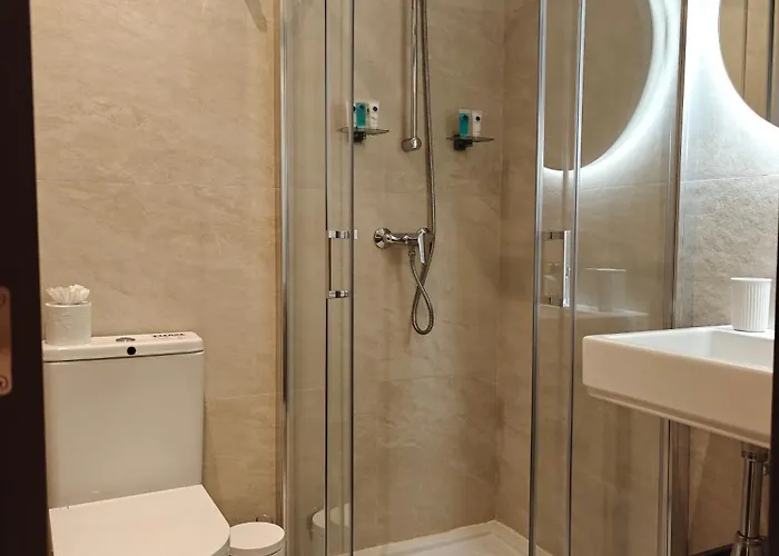 Veduta Ta Pinu With Stunning Views Garden Sauna Pool And Gym Hotel apartamentowy Għarb