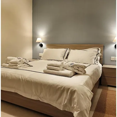 Veduta Ta Pinu With Stunning Views Garden Sauna Pool And Gym 4*