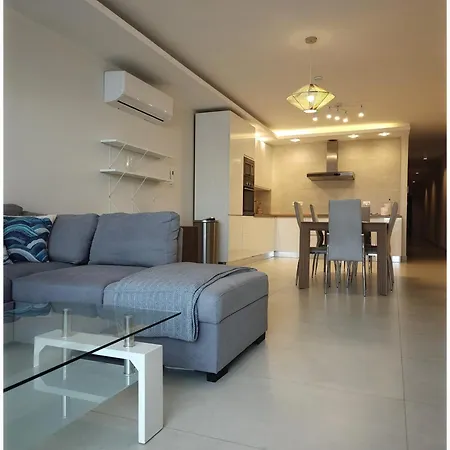 Veduta Ta Pinu With Stunning Views Garden Sauna Pool And Gym شقة فندقية