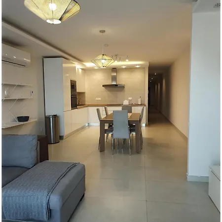 Veduta Ta Pinu With Stunning Views Garden Sauna Pool And Gym Apartmanhotel