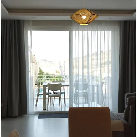 Veduta Ta Pinu With Stunning Views Garden Sauna Pool And Gym Apartmanhotel