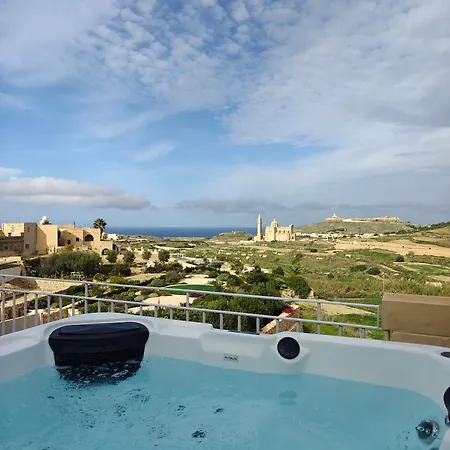 Veduta Ta Pinu With Stunning Views Garden Sauna Pool And Gym 4* Għarb