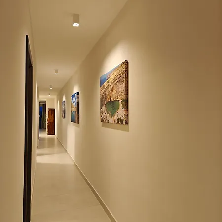 公寓式酒店 Veduta Ta Pinu With Stunning Views Garden Sauna Pool And Gym 4*