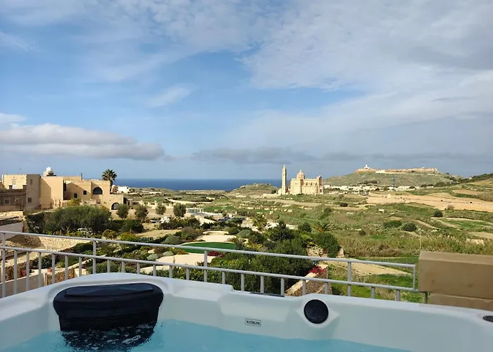 Veduta Ta Pinu With Stunning Views Garden Sauna Pool And Gym 4* Għarb