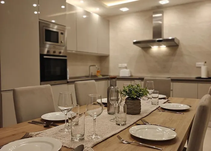 Veduta Ta Pinu With Stunning Views Garden Sauna Pool And Gym